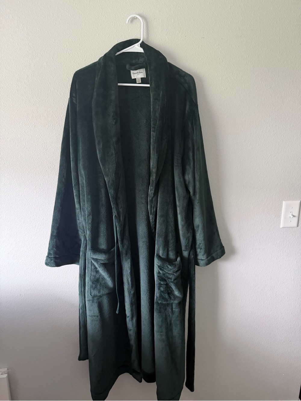 Goodfellow & Co Dark Green Plush Robe with Shawl Collar